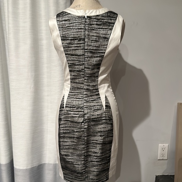 Bebe - Picture 3 of 3